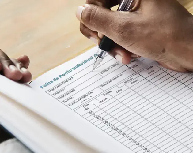 controle de ponto manual ou eletronico